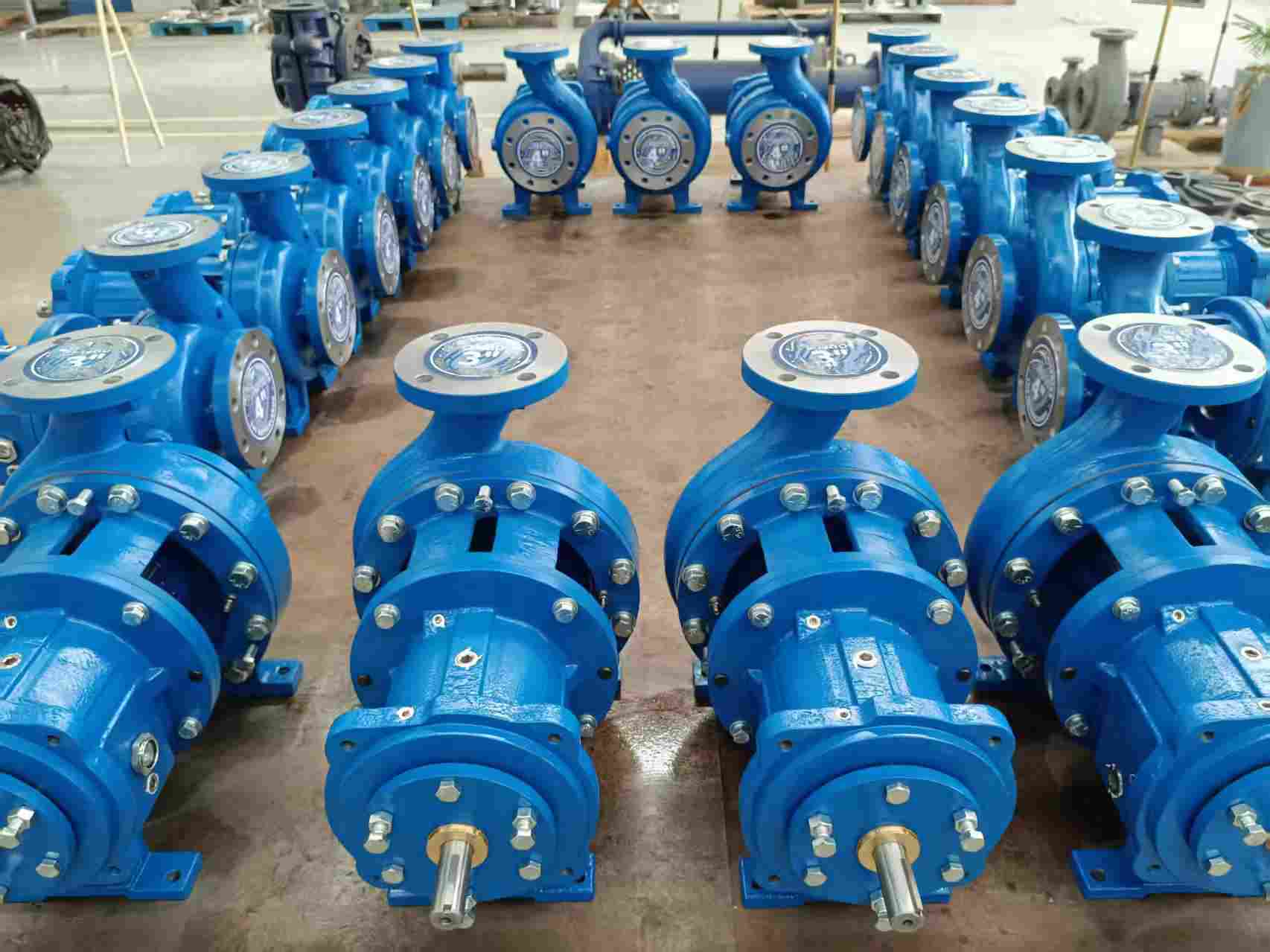 युरोपेली ग्राहकलाई 20 रासायनिक प्रक्रिया पम्पहरूको सफल डेलिभरी र आगामी ढुवानी